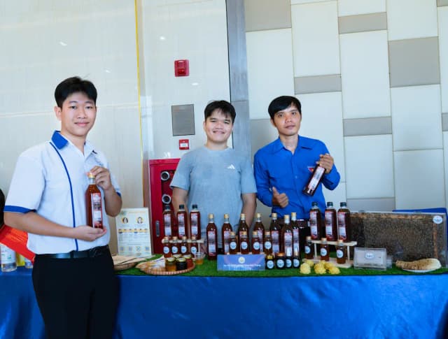 thumbnail sự kiện